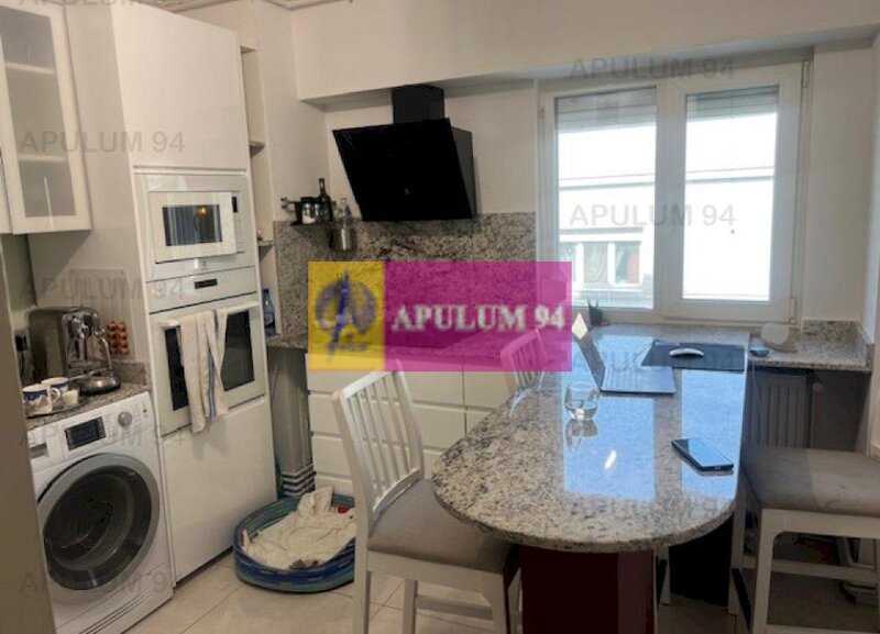 Apartament 4 camere cu panorama superba Universitate.