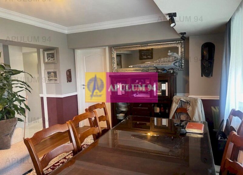 Apartament 4 camere cu panorama superba Universitate.